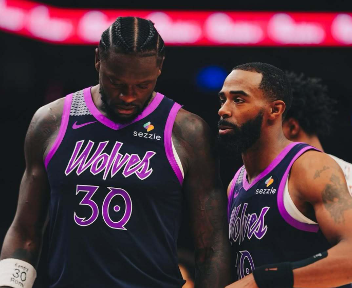 直播入口-两主力缺阵替补暴走，兰德尔29+8+6力压字母，森林狼33分血洗雄鹿